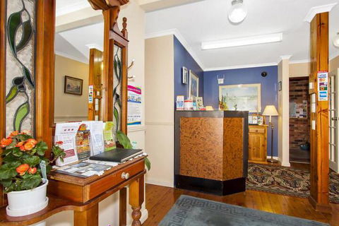 Coachman Motor Inn - Holiday Melbourne 4
