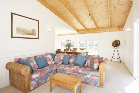 Beechworth Cedar Cottages - Hervey Bay Accommodation 2