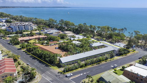 The Beach Motel Hervey Bay - Byron Bay Accommodation 1