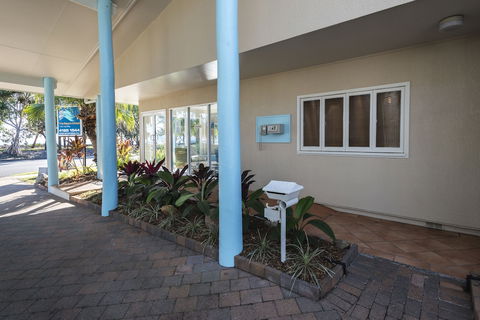 The Beach Motel Hervey Bay - Byron Bay Accommodation 2