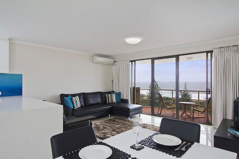 South Pacific Plaza - Accommodation Port Macquarie 7