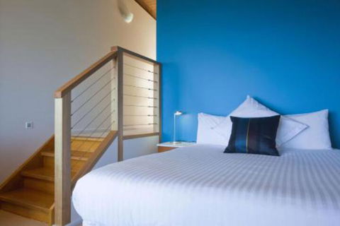 Chriss Beacon Point Restaurant & Villas - Hotel VIC 7