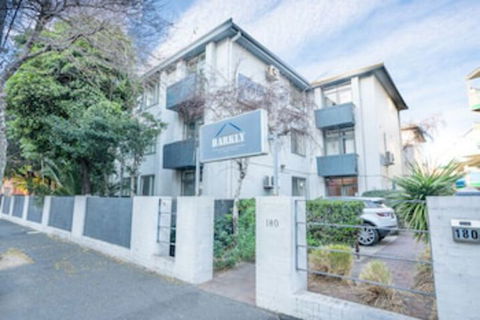 Barkly Apartments - Holiday Sydney 0