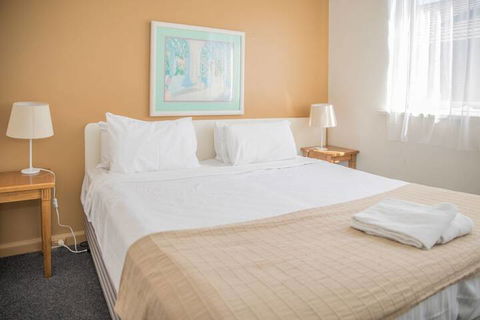 Barkly Apartments - Holiday Sydney 5