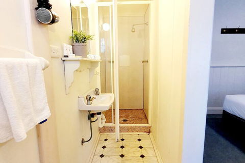 Point Lonsdale Guest House - Northern Rivers Accommodation 6