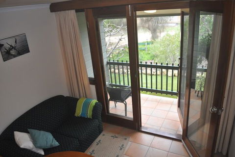 The Fig Tree B & B - Accommodation Newcastle 2