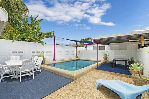Townsville Holiday Apartments - Accommodation Newcastle 1