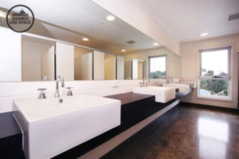 The Island Accommodation - Hostel - Accommodation Ballina 4