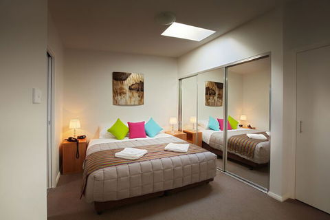 Charlestown Executive Apartments - Northern Rivers Accommodation 7