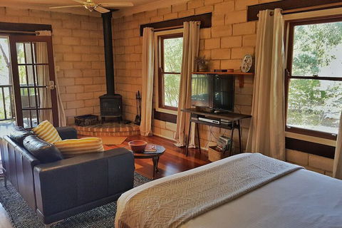 Maya Sanctuary - Yamba Accommodation 3
