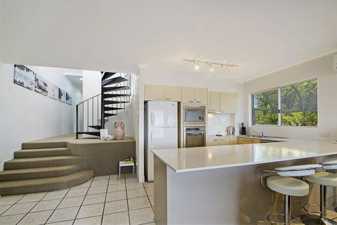 Bali Hai Apartments Noosa - Yamba Accommodation 7