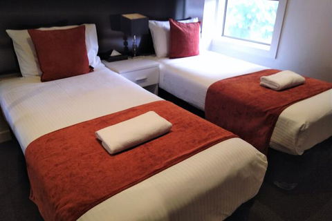 Apartments On Chapman - Cruises Travel 1