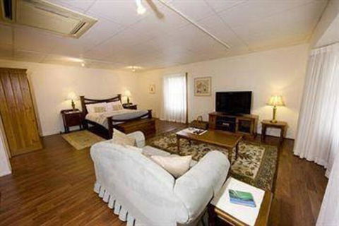 Montville Attic - Hobart Tourism 4