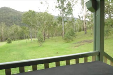 Goomburra Forest Retreat - Kawana Tourism 7