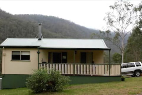 Goomburra Forest Retreat - Kawana Tourism 1