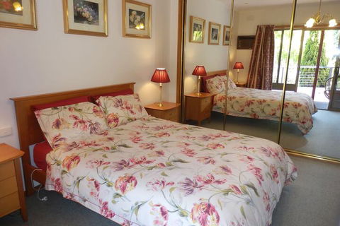 Mast Gully Gardens Bed & Breakfast - Accommodation Newcastle 4