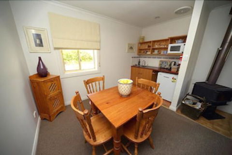 Riesling Trail & Clare Valley Cottages - Accommodation Sydney 7