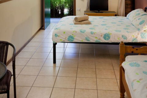 Woolshed Eco Lodge - Accommodation Yamba 5