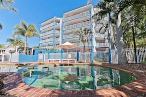 White Crest Apartments - Holiday Adelaide 0