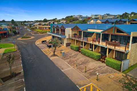 Sea Foam Villas - Accommodation Australia 1