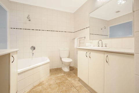 Sea Foam Villas - Accommodation Australia 5