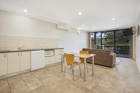 Sea Foam Villas - Accommodation Australia 6
