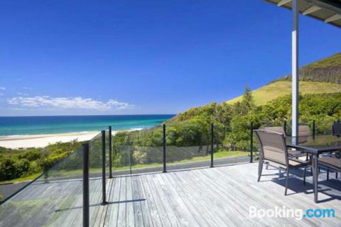 ROCKPOOL (4 Night Min) - Accommodation Gold Coast 6