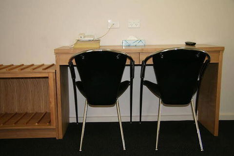Queensgate Motel - Carnarvon Accommodation 0