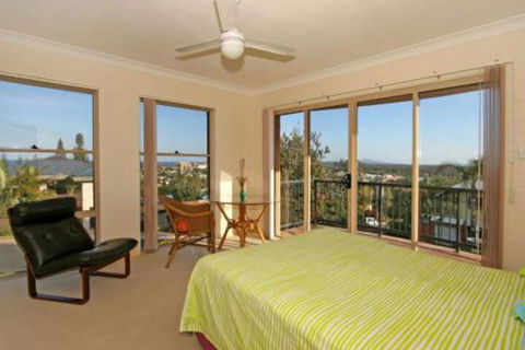Phoenix Terrace Townhouse Yamba - Accommodation Ballina 3