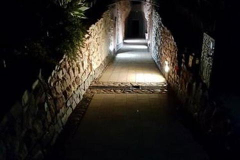 Zen Underground B & B - Accommodation Redcliffe 2