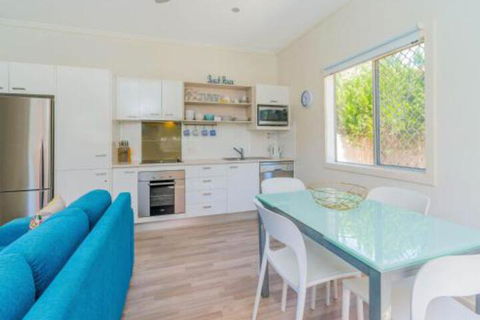 Yamba Daze Sunrise Pet Friendly - VIC Tourism 0