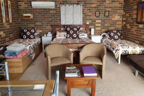 Three Linden - Accommodation Newcastle 0
