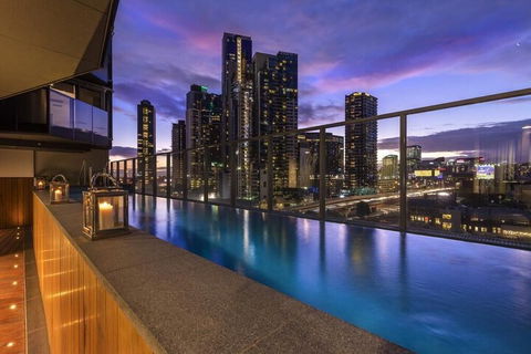 Roomerang At Marco 28 - Holiday Sydney 2