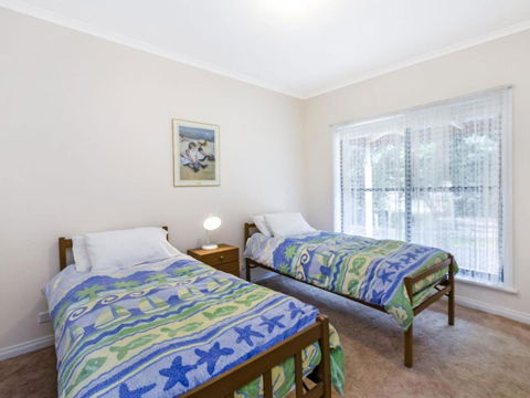 Kurrawa Near East Beach - Holiday Sydney 1