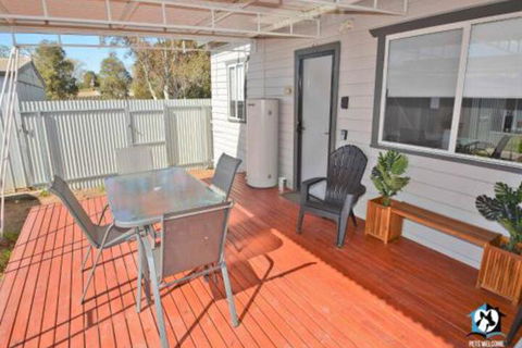 Just Renovated 2BR Cottage In Heart Of Wentworth - Holiday Melbourne 1
