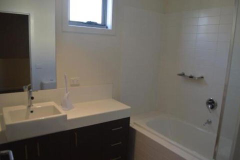 Family Friendly Unit - Whitsundays Tourism 5
