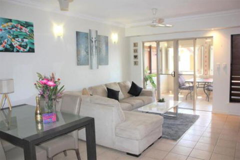 Sunbird - Lightning Ridge Tourism 4
