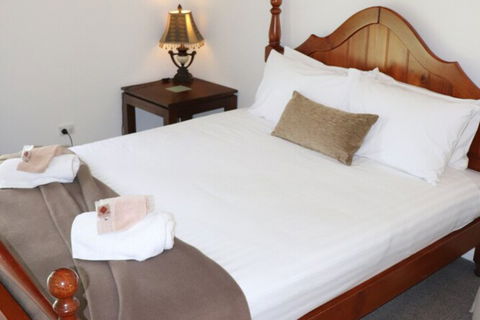 Mapleton Falls Farm House - Accommodation Ballina 4