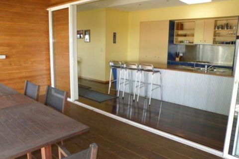 11 Bambara Street - Accommodation Newcastle 5