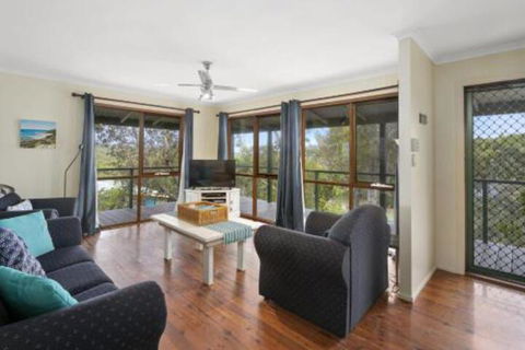 Eyrie - Holiday Jervis Bay 0