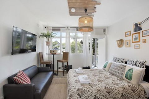 Manly Designer Studios - Accommodation Newcastle 0