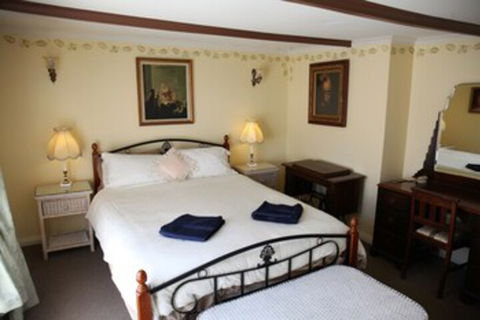 Ayers Burra - Wagga Wagga Accommodation 0