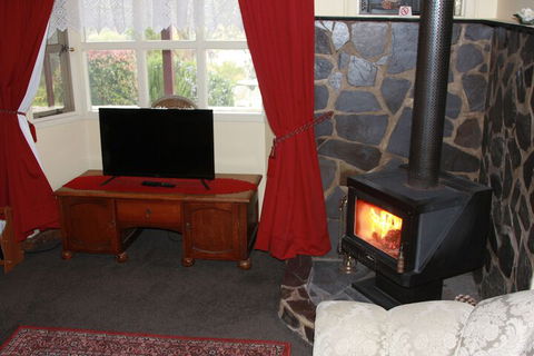 Ayers Burra - Wagga Wagga Accommodation 3