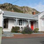 Gardenia House - Wagga Wagga Accommodation 0