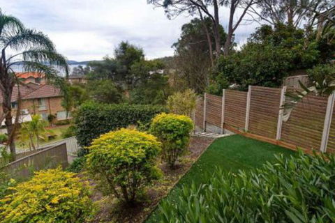 Aislinn 3 / 273 Corrie Parade Air Con Water Views BBQ - Yamba Accommodation 2