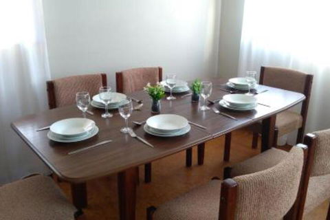 Large 5 Bedroom House With Wifi & Netflix Close To Taronga Western Plains Zoo - Yamba Accommodation 4