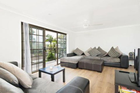 Amaroo Retreat At Fingal Bay - YWait Travel 0