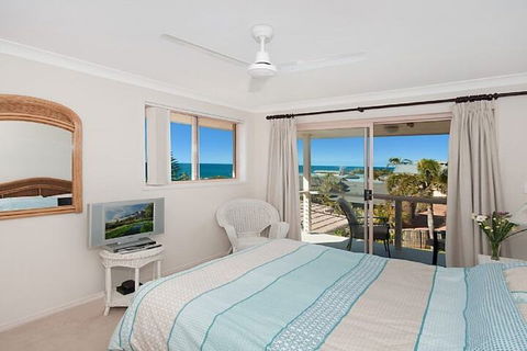 Pacific Rose Winter Holiday Special - Gold Coast 4U 5