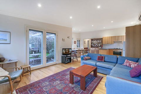 Plovers Rest - Wagga Wagga Accommodation 7