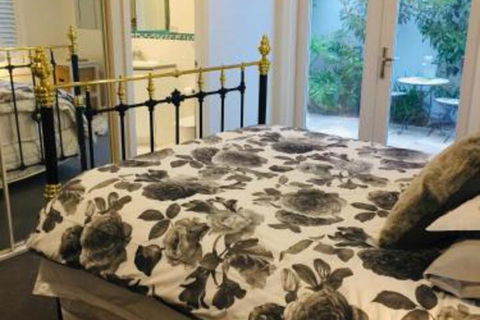 Glenelg Private Studio - Accommodation Redcliffe 6